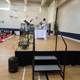 Célébration de la rentrée avec le père William de la paroisse St-Rémi